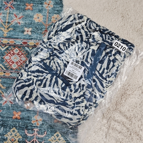 Torrid Stretch Mesh Cropped Shirred Cami Zebra White - Picture 12 of 12